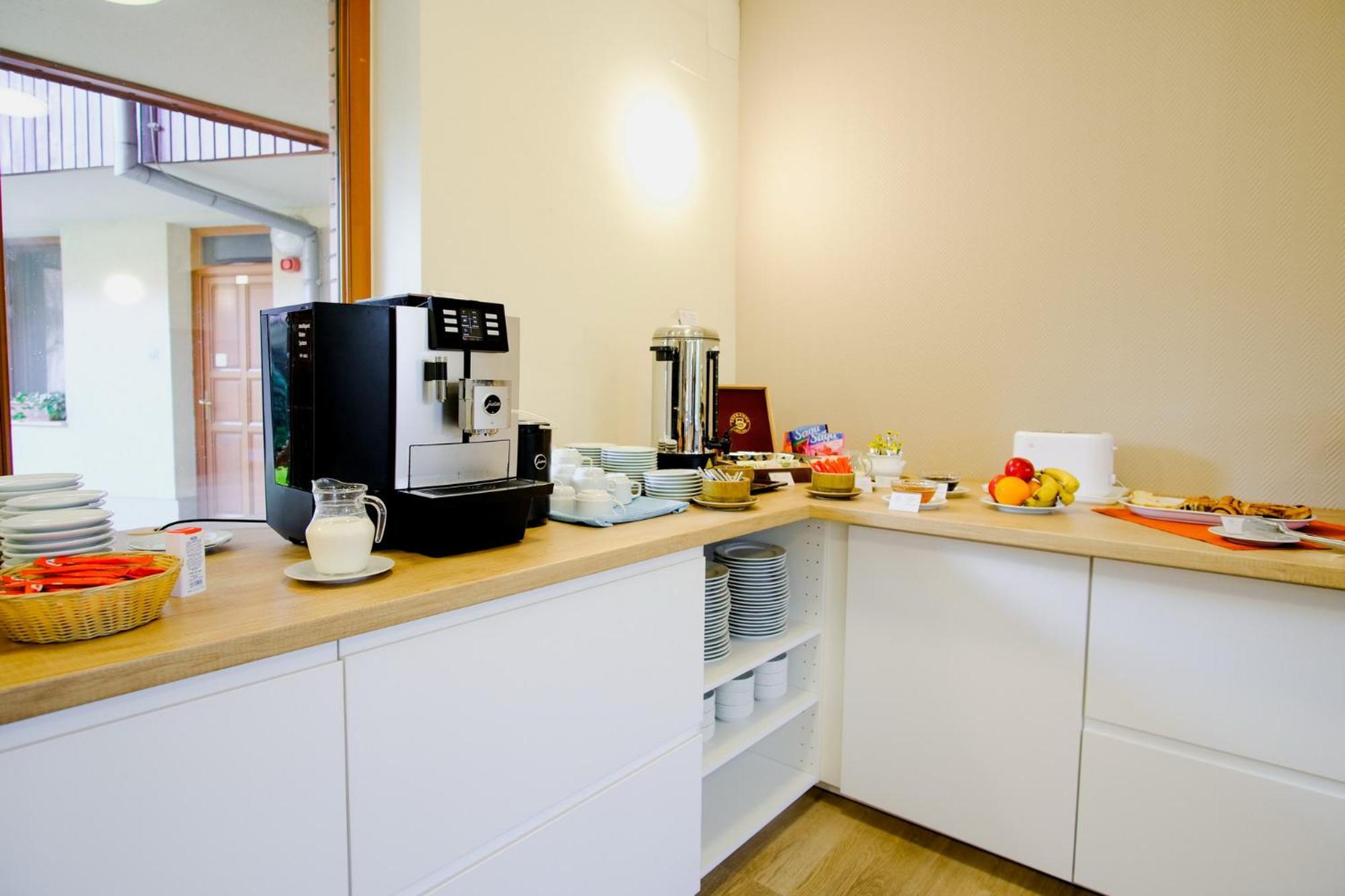 Adalbert Szent Gyoergy Haz Hotel