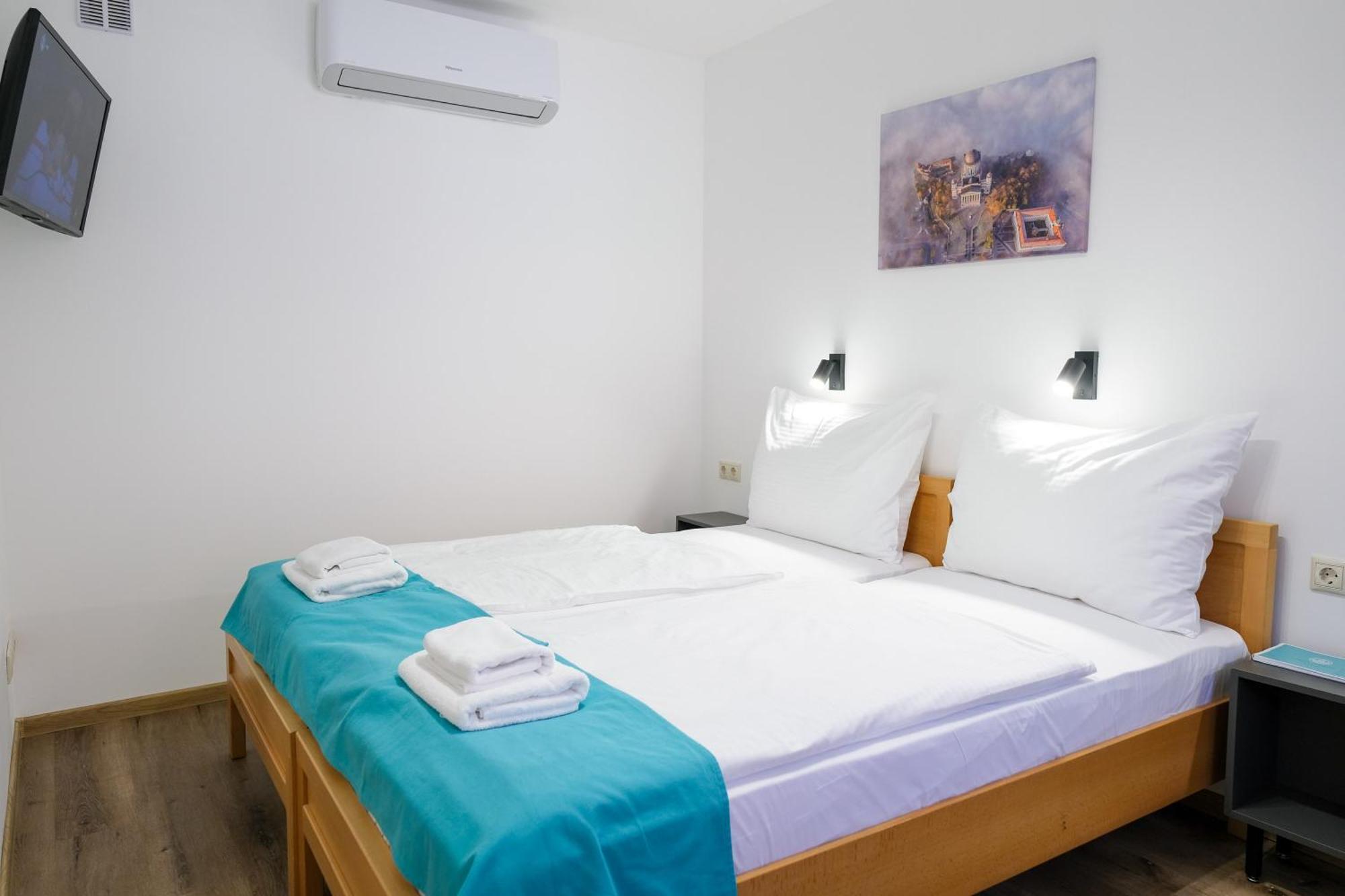 Adalbert Szent Gyoergy Haz Hotel